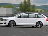 Skoda Octavia Combi RS A7 2013 photo