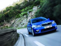 Skoda Octavia Combi RS photo