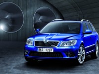 Skoda Octavia Combi RS photo