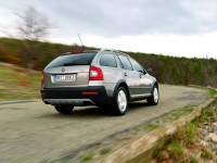 Skoda Octavia Scout photo